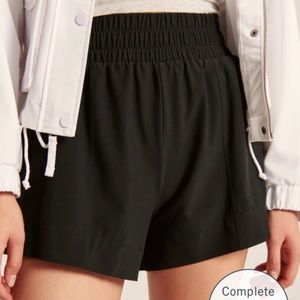 Abercrombie Traveller Short Small